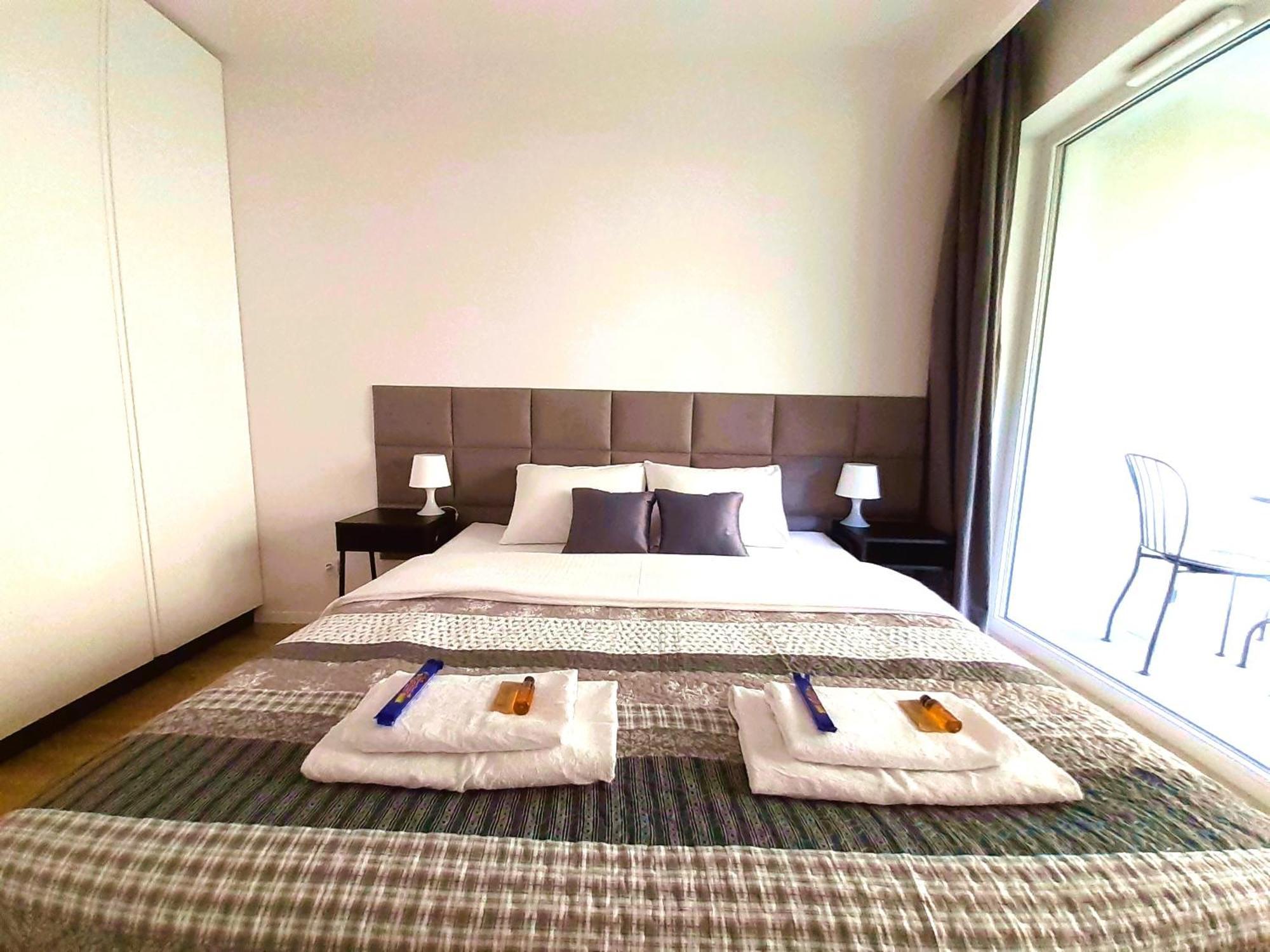 ורשה Vista Residence Wola מראה חיצוני תמונה